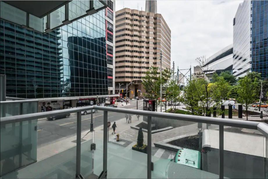 Skyline - Walk To Mtcc, Acc, Rogers Centre & Entertainment District Appart hôtel Toronto
