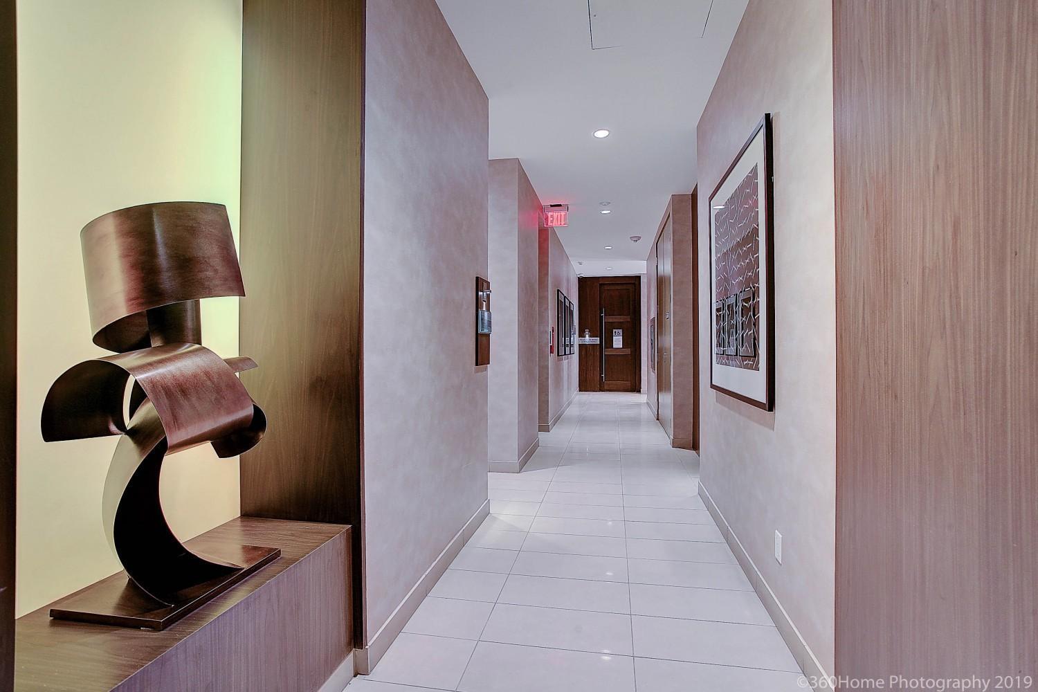 Appart hôtel Skyline - Walk To Mtcc, Acc, Rogers Centre & Entertainment District Toronto