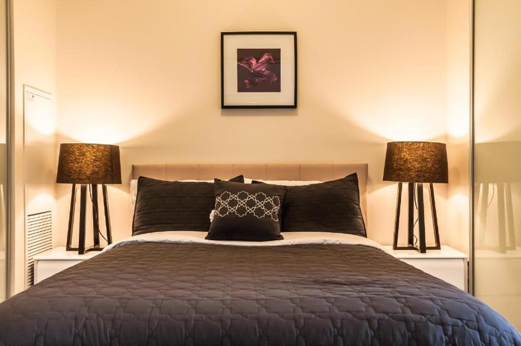 Skyline Suites - Walk To Mtcc, Acc, Rogers Centre & Entertainment District Toronto