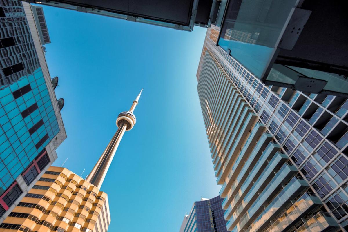 Skyline Suites - Walk To Mtcc, Acc, Rogers Centre & Entertainment District 3* Toronto