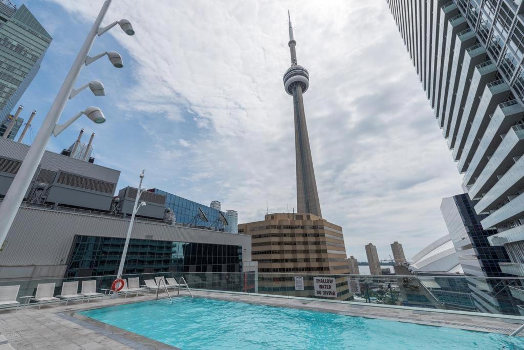 Skyline Suites - Walk To Mtcc, Acc, Rogers Centre & Entertainment District