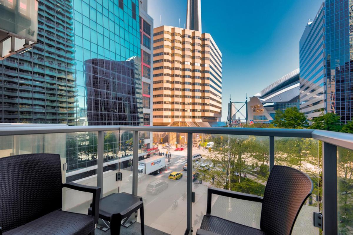 Skyline Suites - Walk To Mtcc, Acc, Rogers Centre & Entertainment District 3* Toronto