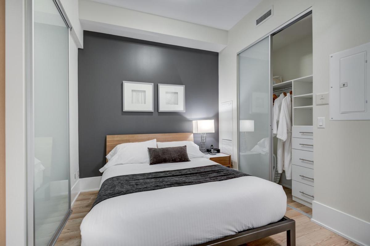 Aparthotel Skyline Suites - Walk To Mtcc, Acc, Rogers Centre & Entertainment District Toronto