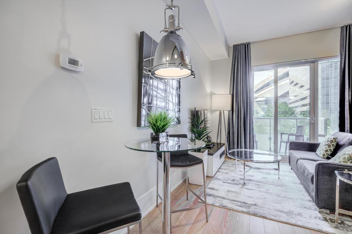 Skyline Suites - Walk To Mtcc, Acc, Rogers Centre & Entertainment District Toronto
